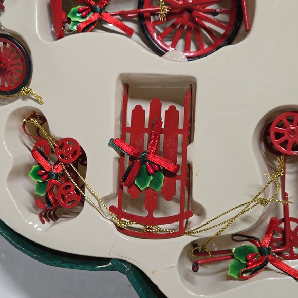 Vintage Christmas Ornaments SET of 15 Different Metal Red Green 1½ - 4" Retro - Picture 6 of 17